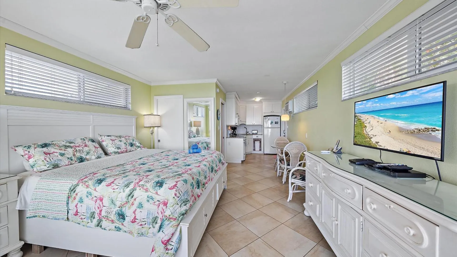 Las Hermanas 1 Longboat Key Apartment