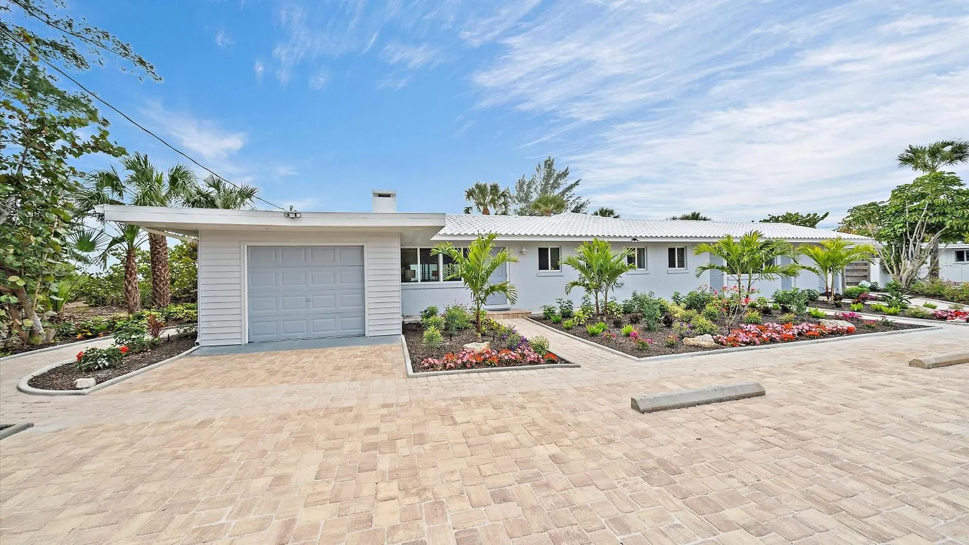 Las Hermanas 1 Longboat Key Apartment
